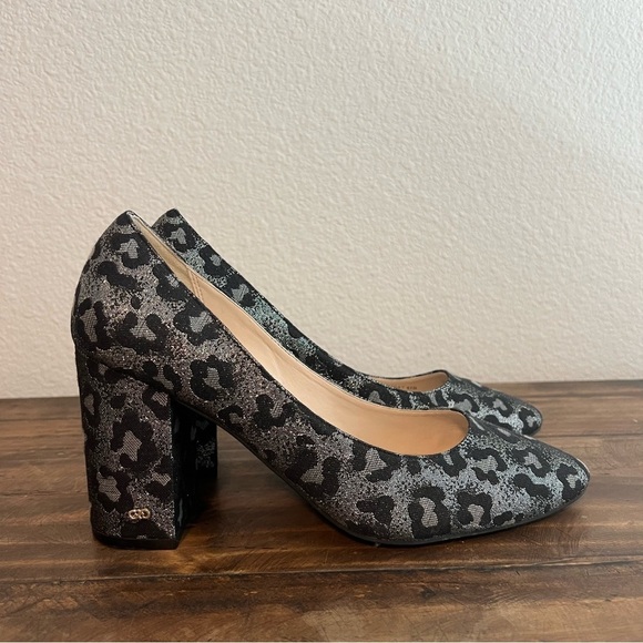 Cole Haan Grand OS Alanna Brocade Metallic Leopard-Print Pumps. Size 8.5. - Picture 3 of 14
